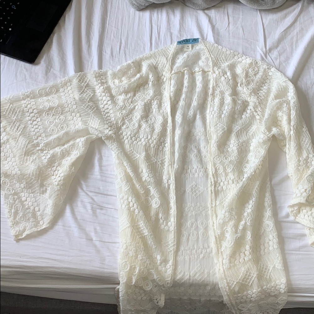SOLD NWOT Francescas lace duster kimono - Picture 3 of 5